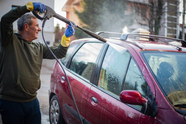 Best Garage Pressure Washing  in Salmon Brook, CT